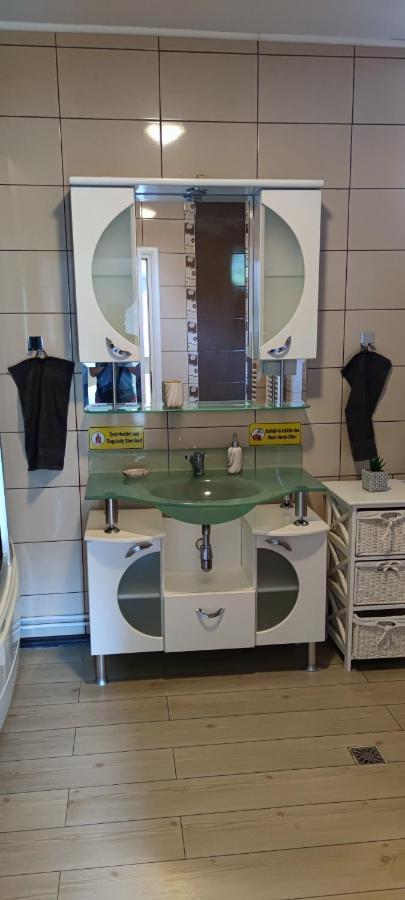 Hysteria Central Flat Oradea Luaran gambar